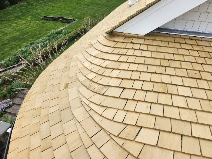 Forever Roofing LLC Picture 3