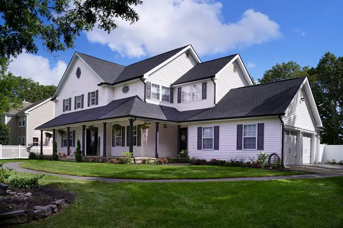King Quality Roofing and Siding Picture 2