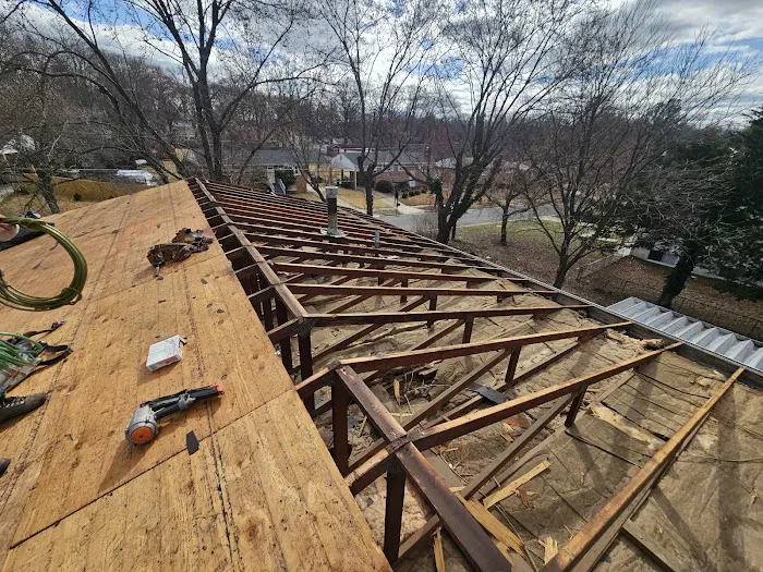 E&E Contracting LLC Picture 4