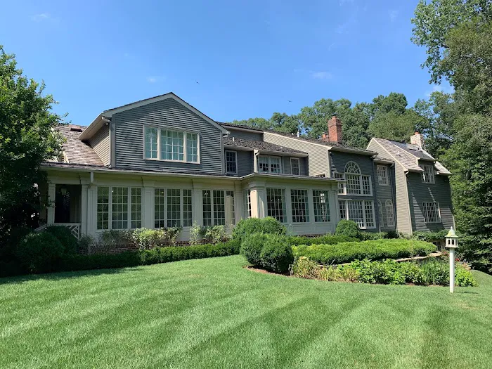 Westend Exteriors Picture 4
