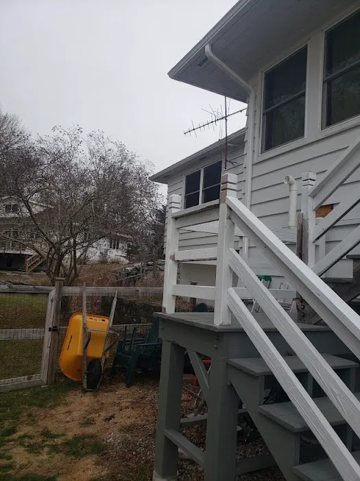 Seamless Gutters CM Home and Property Services Picture 1
