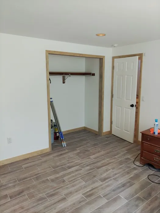JD's Interiors & Construction Picture 6