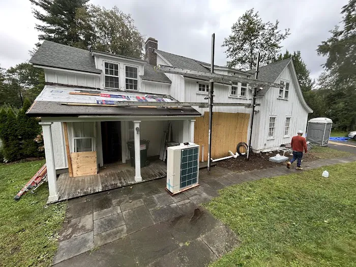 A & S Seamless Gutters and Downspouts Picture 9