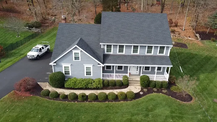 Cruz Roofing and Siding Stamford Picture 3
