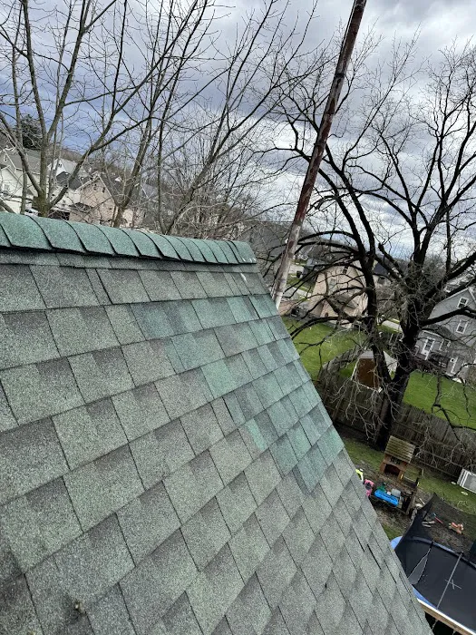Macks Repair Service Picture 3