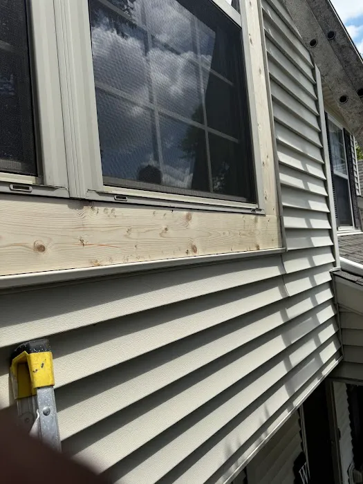 Macks Repair Service Picture 7