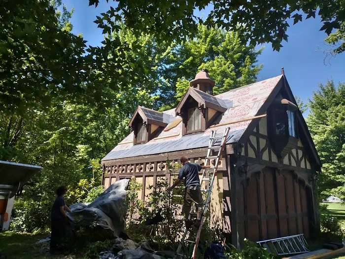 Brothers Roofing & Siding Picture 1