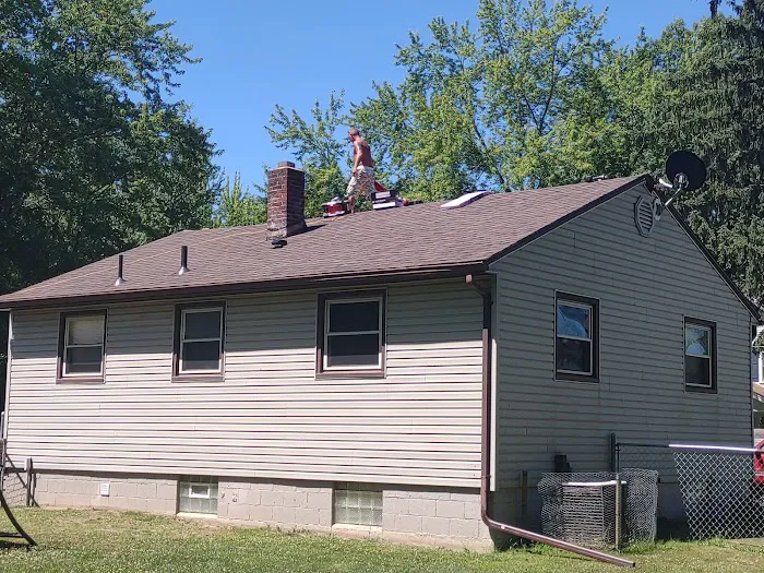 Brothers Roofing & Siding Picture 2