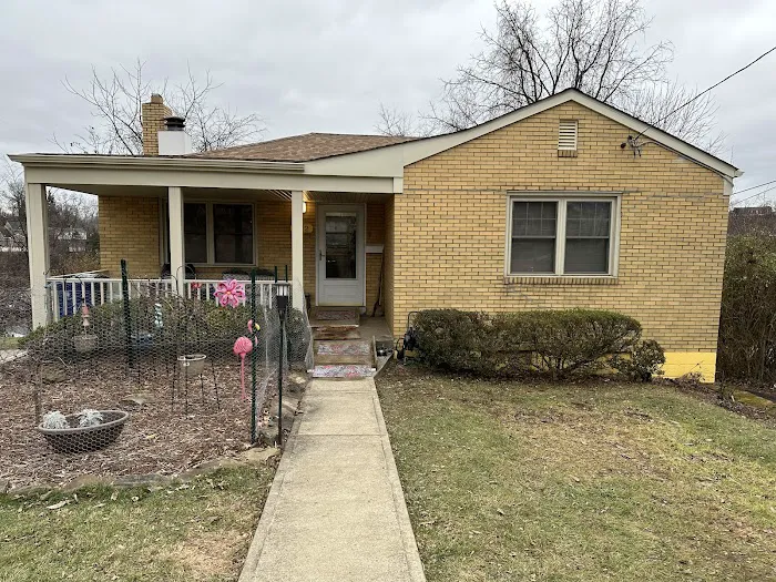 McChesney Lueck Roofing, LLC Picture 1