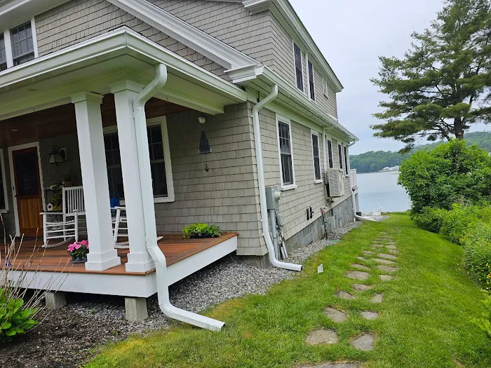 Midcoast Seamless Gutters Picture 6