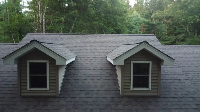 Strait Line Roofing Picture 5