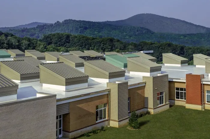Ghise Associates Inc Picture 6