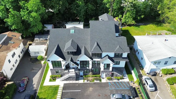 Aurora Roofing & Restoration Picture 3