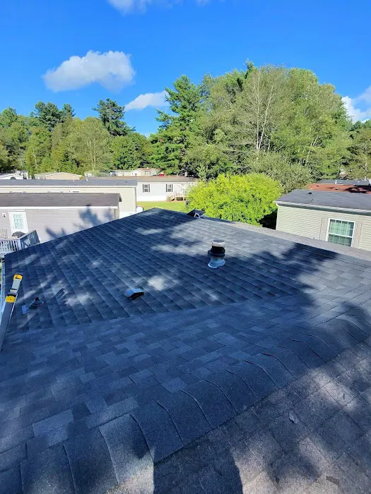 Aurora Roofing & Restoration Picture 8
