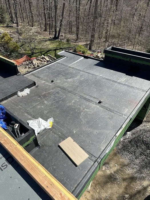 George's Seamless Gutters Picture 2