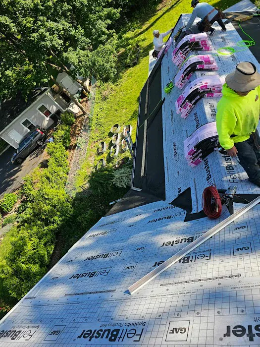 Happy Days Roofing Picture 5