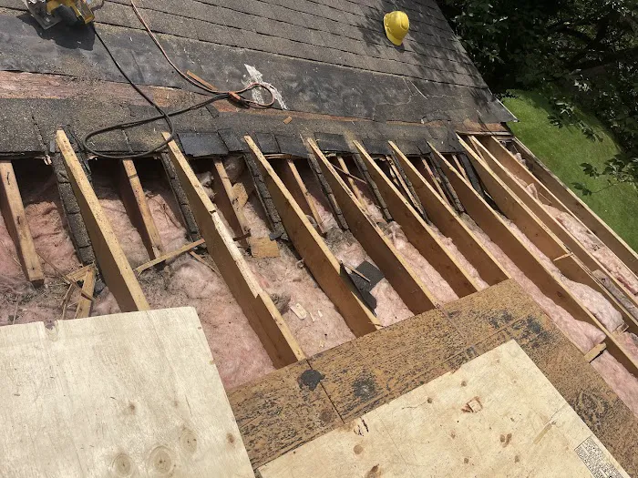 Simonsays roofing Picture 8