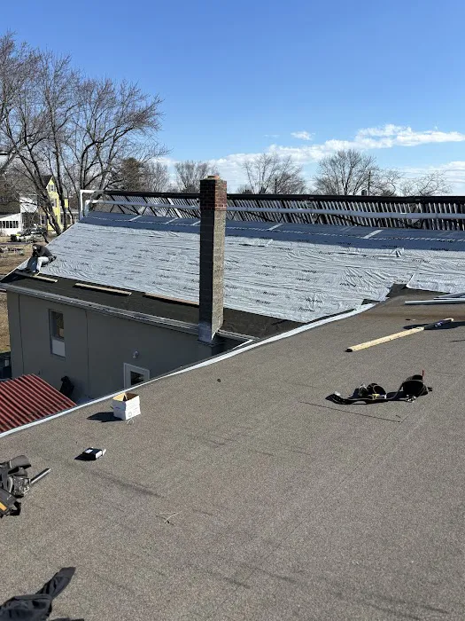 JRAY Roofing and Gutters Service, LLC Picture 2