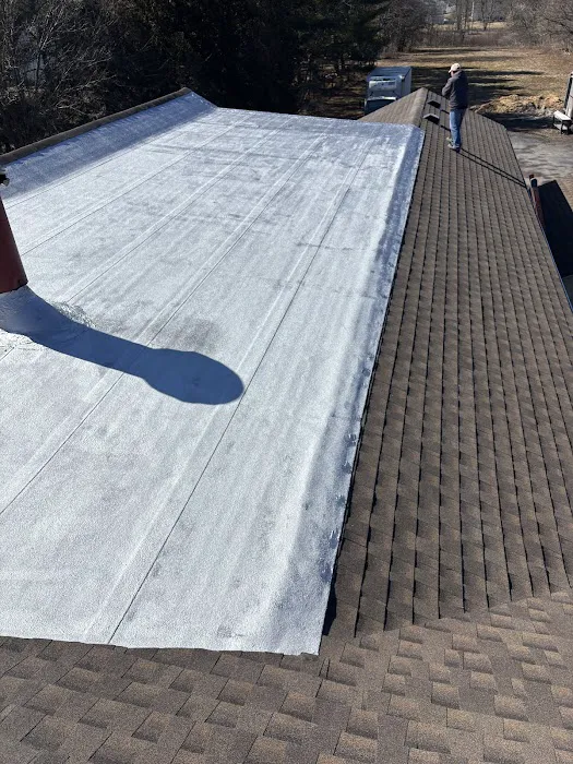 JRAY Roofing and Gutters Service, LLC Picture 9