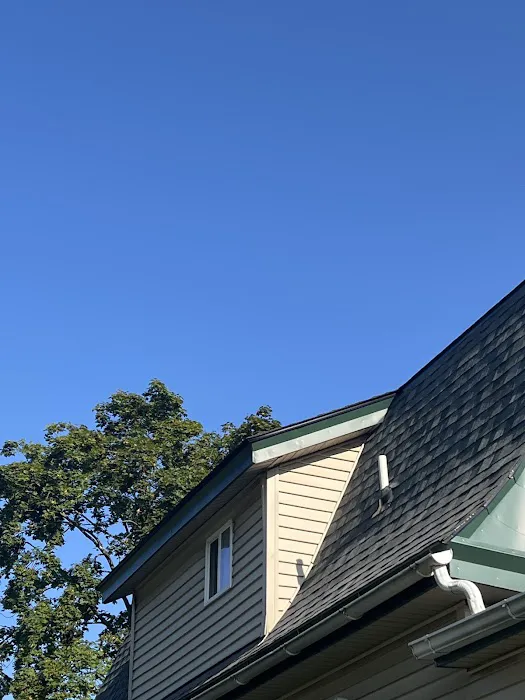 Julius Laslo Roofing & Siding Picture 1