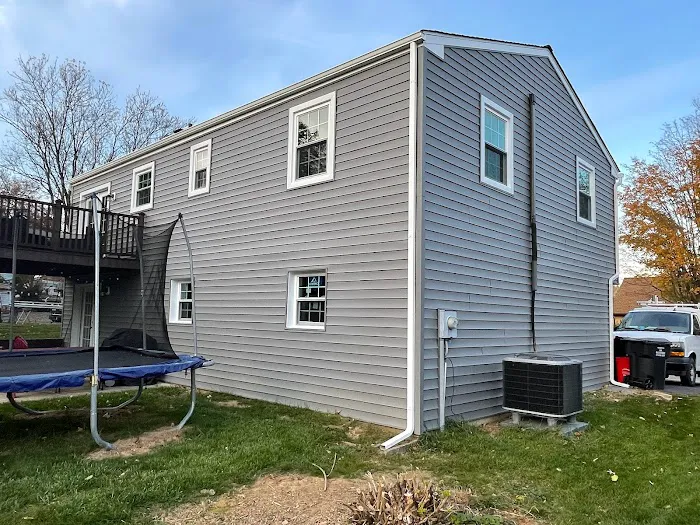 Romero Roofing & Siding LLC Picture 7
