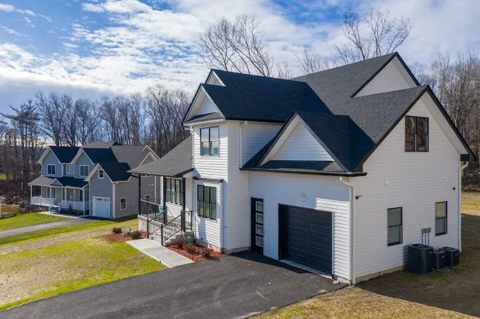 Master Roofing & Siding Inc. Picture 5