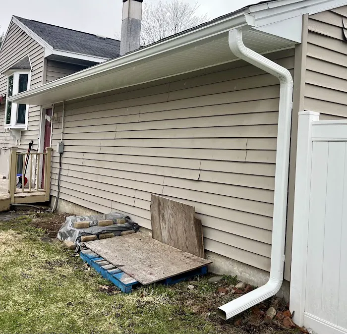 V.A.N Seamless Gutters LLC Picture 4
