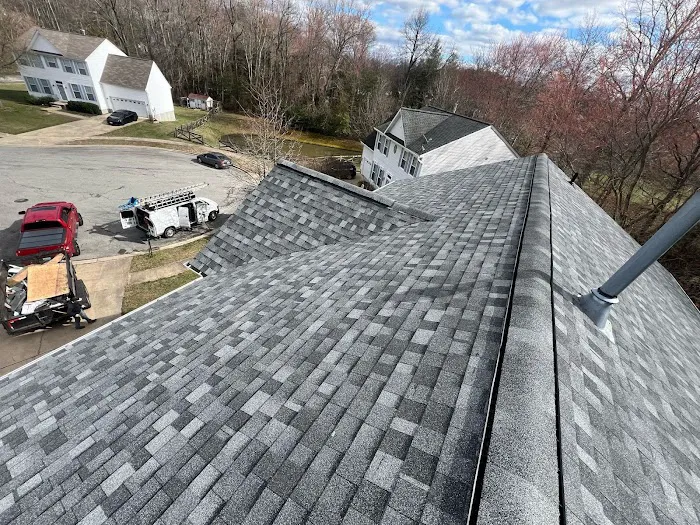 Motto’s Roofing and Construction LLC Picture 3