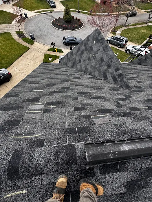 Motto’s Roofing and Construction LLC Picture 1