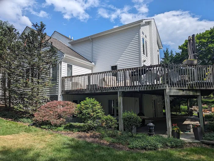 Smucker Exteriors & Remodeling LLC Picture 6