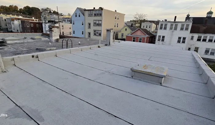 AMERICAN ROOFING & GUTTER INC Contractors Picture 4