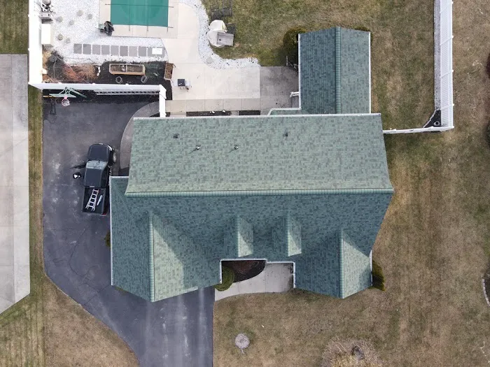 ShingleMe Roofing Picture 10