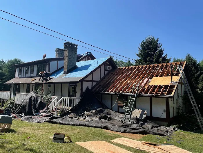 Storm Guard Roofing, LLC Picture 1