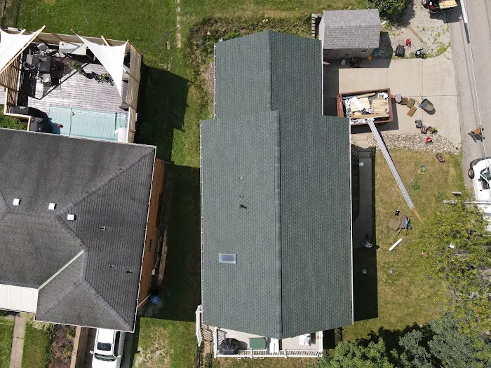 McClellands Contracting and Roofing, LLC Picture 3