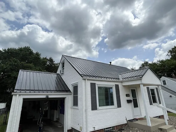 Yoder Roofing & Disposal Picture 1