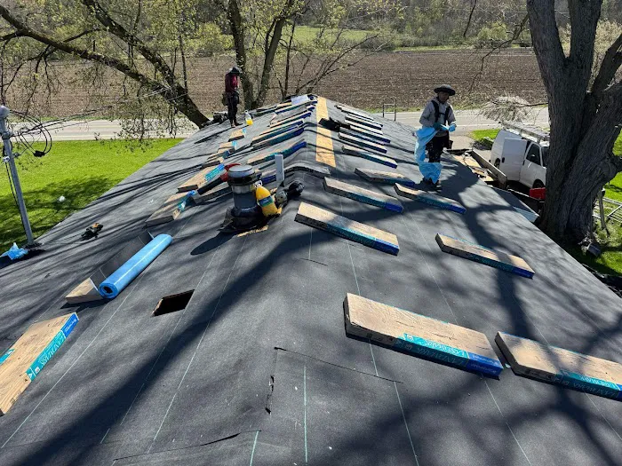 1st Choice Roofers, LLC Picture 9