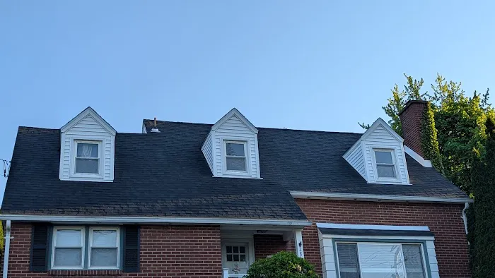 Edify Contracting LLC Roofing and Siding Picture 8