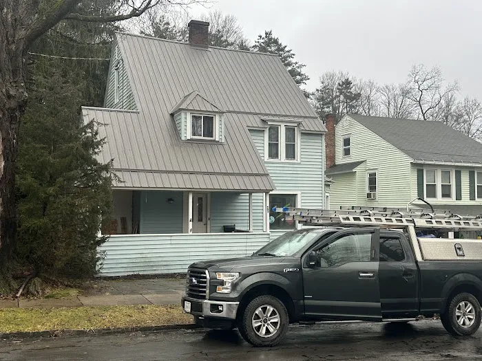 CGNY ROOFING INC Picture 2