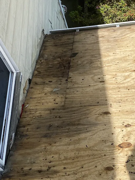 J an I roofing Picture 3