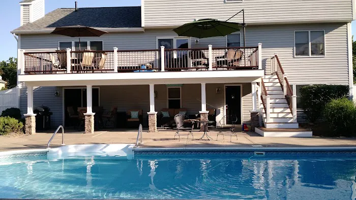 MacDonough Enterprises & The Deck Doctor Picture 1