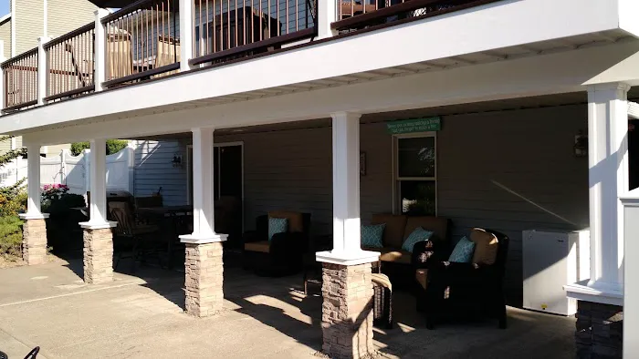 MacDonough Enterprises & The Deck Doctor Picture 6