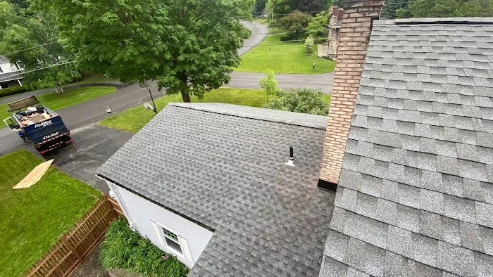 Blue Collar Roofers Picture 5