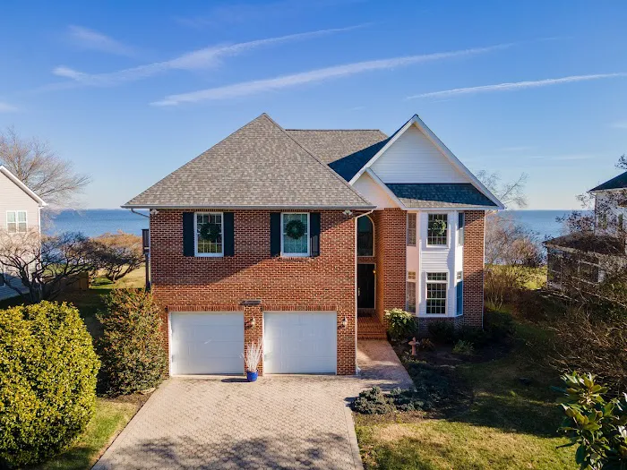 Chesapeake Roofing, Windows & Siding Inc. Picture 1