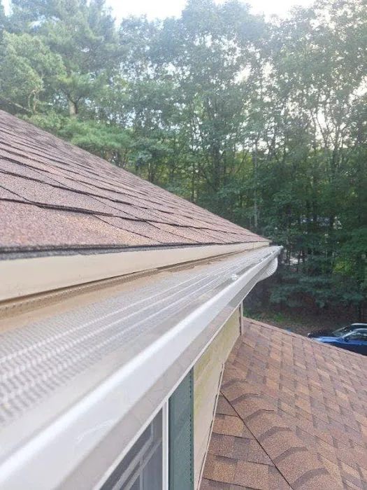 JB Roofing and Gutters Picture 6