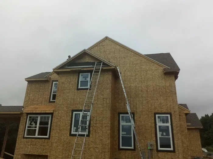 187slp Roofing and Siding Picture 7