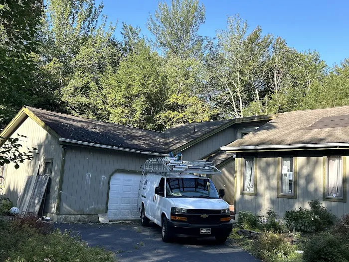 Lema & Rojas Roofing And Siding Llc Picture 6