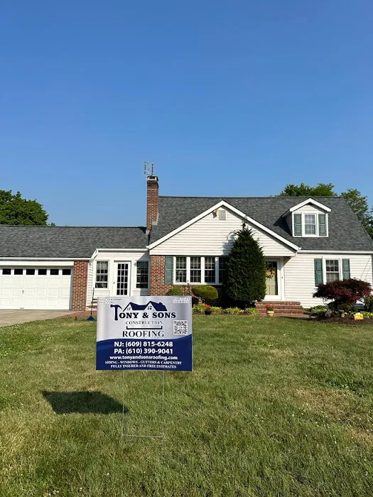 Tony & Sons Roofing Picture 1