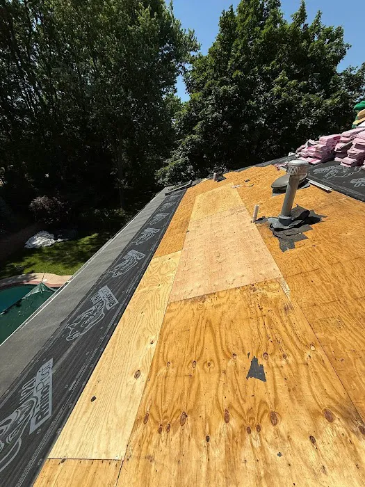 Brush House Roofing and Siding Picture 5