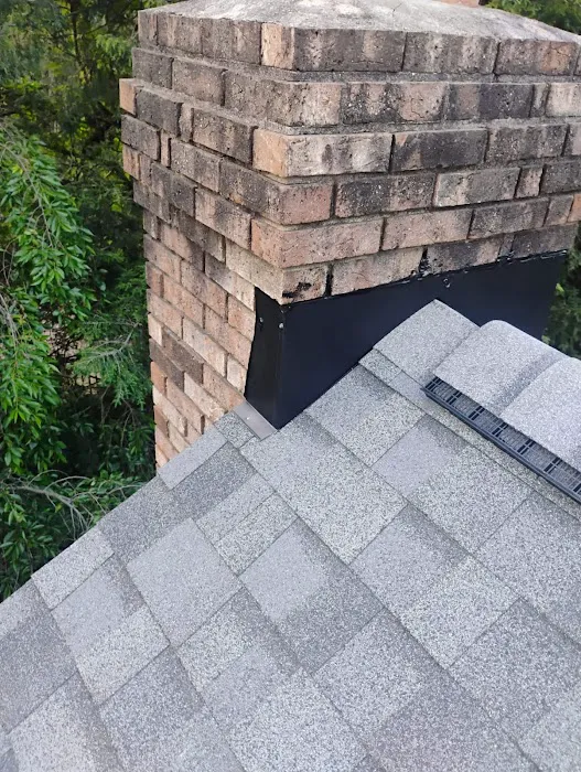 Brush House Roofing and Siding Picture 9