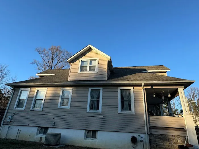 Home Crafters Roofing & Contracting Picture 7